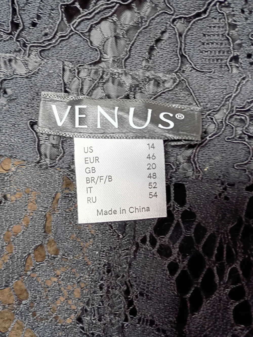Black Lace Belted Trench Coat - Picture 7 of 8